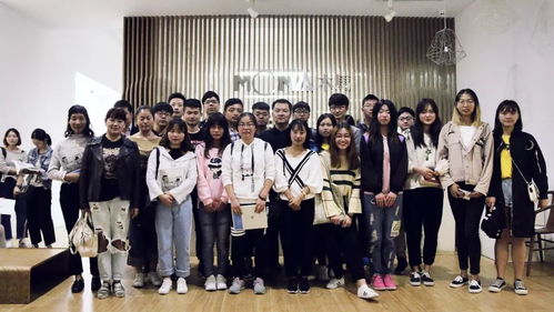 湖北師范大學產品班今日來木馬總部參觀學習,探索設計的奧秘